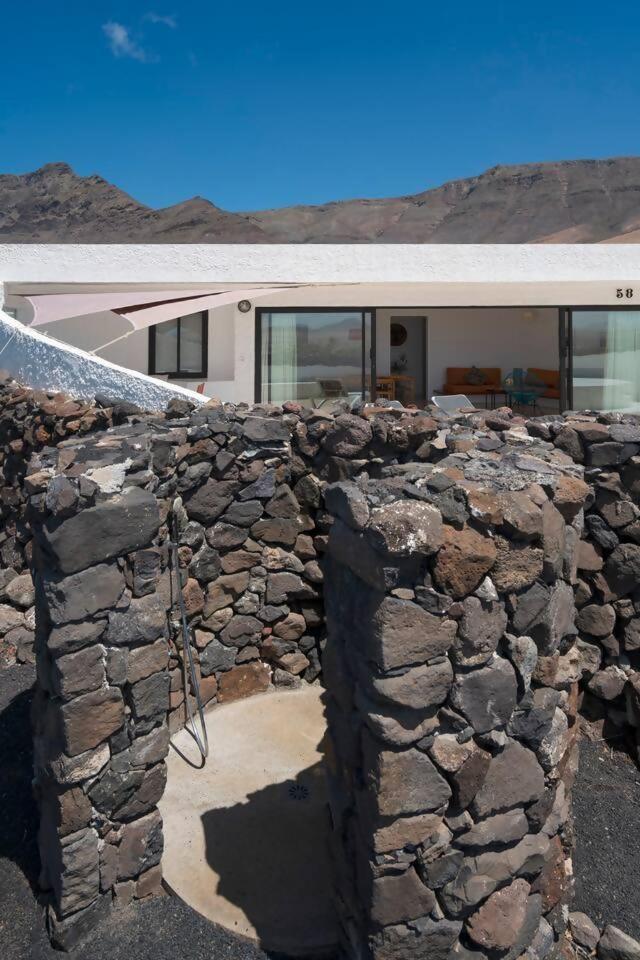 Lanzarote Famara Beach Bungalow Exterior foto